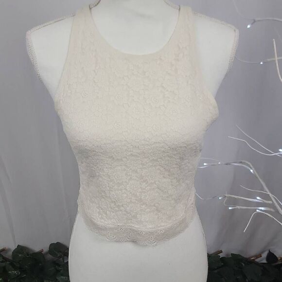 Abercrombie & Fitch Lace Sleeveless Crop Top [SIZE MEDIUM]‎ - Picture 1 of 5